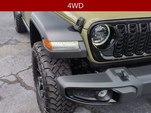 Used 2025 Jeep Wrangler Unlimited Sport AWD/4WD image 8