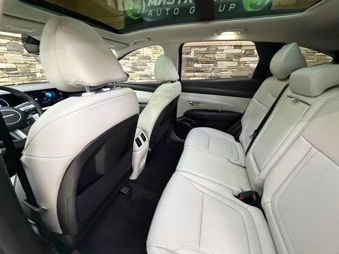 Certified 2025 Hyundai Tucson Limited image 29