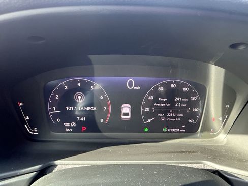 Used 2025 Honda Accord SE image 19