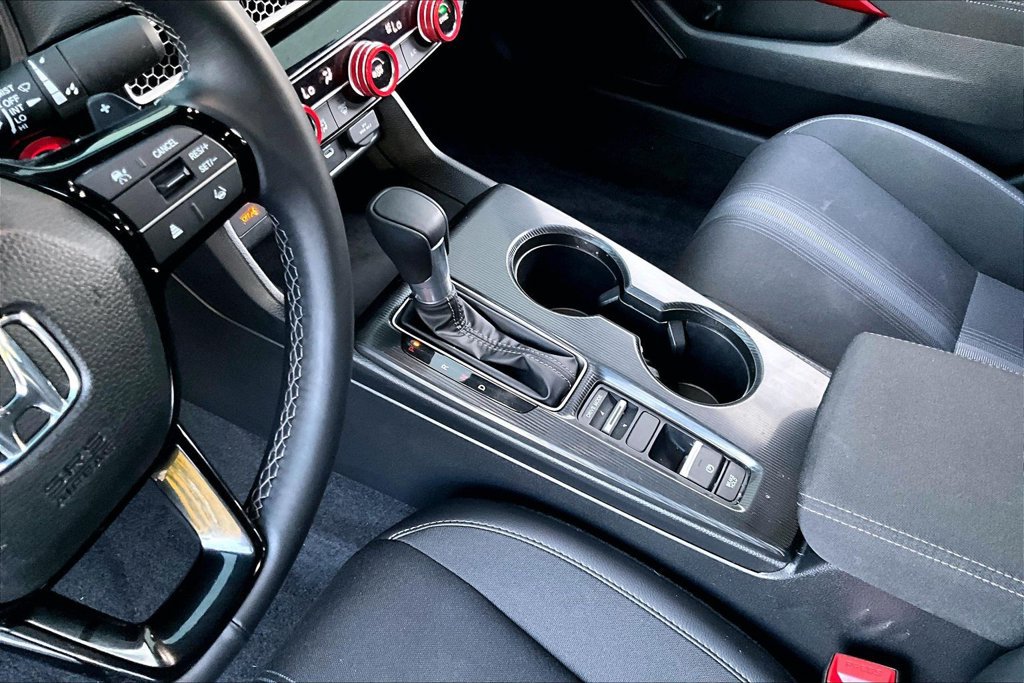 Used 2025 Honda Civic Sport image 15