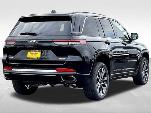 New 2025 Jeep Grand Cherokee Overland w/ Luxury Tech Group IV image 16
