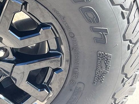 Used 2023 Ford Bronco Raptor image 12