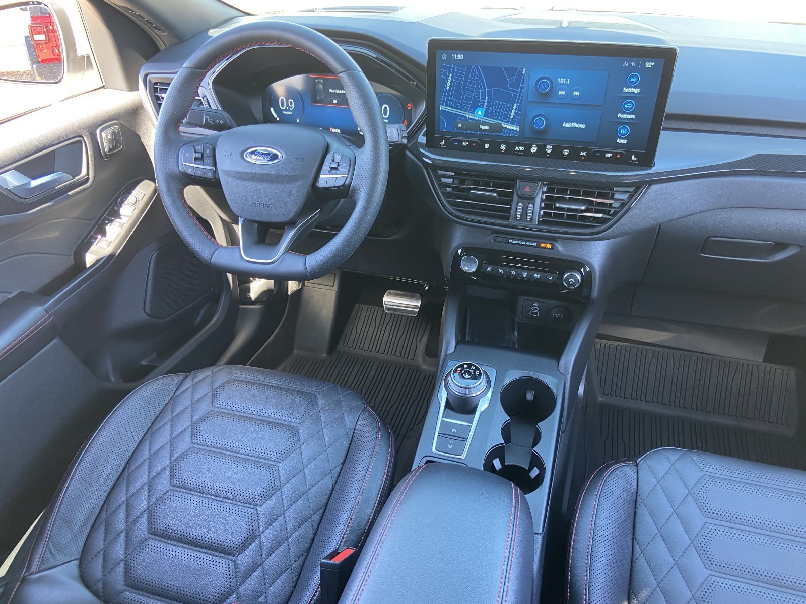 Certified 2024 Ford Escape ST-Line Elite w/ Premium Technology Package AWD/4WD image 17