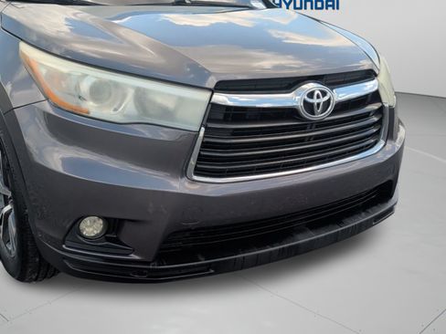 Used 2016 Toyota Highlander XLE AWD/4WD image 41
