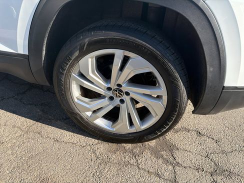 Used 2020 Volkswagen Atlas Cross Sport SEL image 14