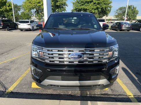 Used 2019 Ford Expedition Limited AWD/4WD image 2
