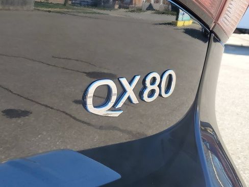 Used 2015 INFINITI QX80 4WD image 9