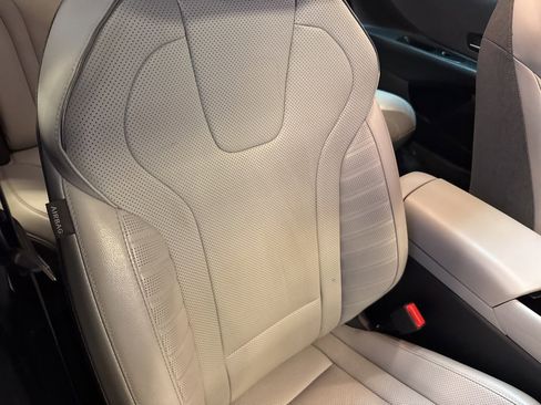 Used 2021 Hyundai Elantra Limited image 60