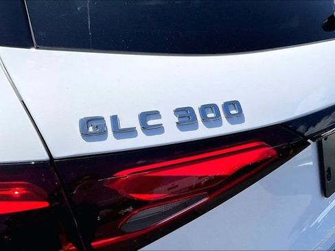 Certified 2024 Mercedes-Benz GLC 300 4MATIC image 8