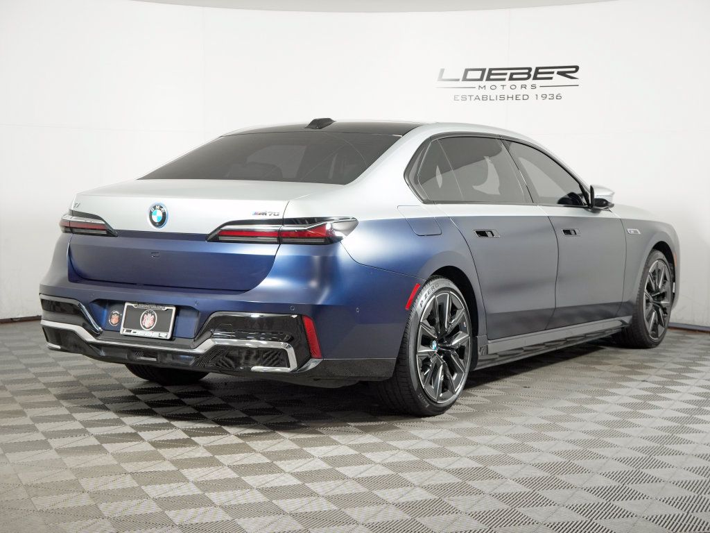 Used 2024 BMW i7 M70 w/ Executive Package AWD/4WD image 5