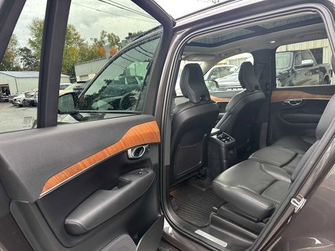 Certified 2023 Volvo XC90 T8 Plus image 24