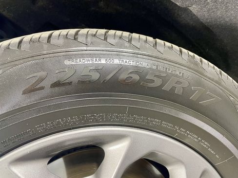 Used 2023 Ford Maverick XLT image 10