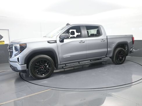 Used 2025 GMC Sierra 1500 Elevation AWD/4WD image 2