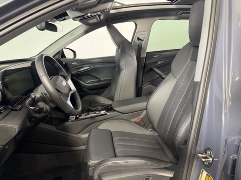 Used 2025 Audi Q6 e-tron Premium Plus w/ Premium Plus AWD/4WD image 23