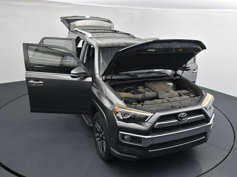 Used 2015 Toyota 4Runner Limited AWD/4WD image 25