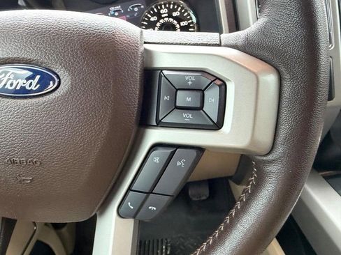 Used 2019 Ford F150 Lariat w/ FX4 Off-Road Package AWD/4WD image 11