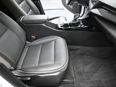 Used 2024 Chevrolet Trax ACTIV image 27