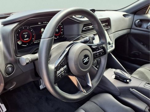 Used 2025 Nissan Z Performance w/ Floor Mat Package RWD image 10