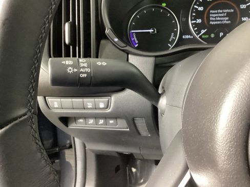 Used 2025 MAZDA CX-50 AWD 2.5 Hybrid w/ Weather Package image 21