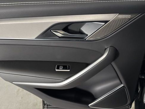 Used 2026 Jaguar F-PACE R-Dynamic S image 27