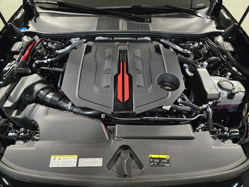 Used 2025 Audi S5 Prestige image 9