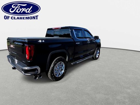 Used 2024 GMC Sierra 1500 SLT w/ SLT Convenience Package AWD/4WD image 8
