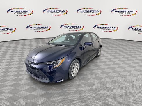 Used 2020 Toyota Corolla LE image 4