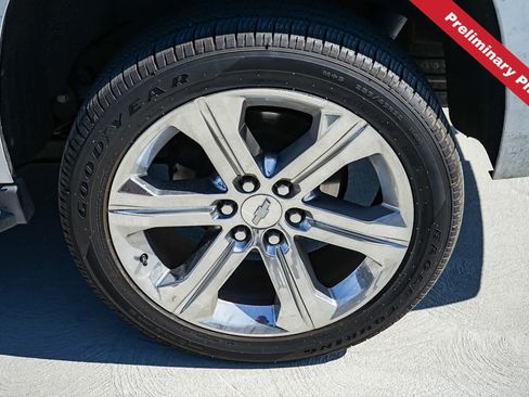 Used 2018 Chevrolet Tahoe LS w/ Enhanced Driver Alert Package RWD image 10