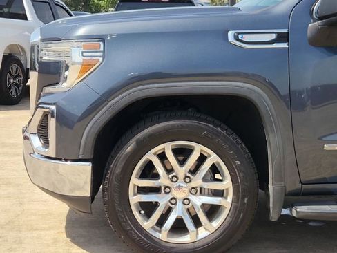 Used 2020 GMC Sierra 1500 SLT RWD image 8