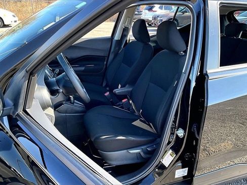 Certified 2024 Nissan Kicks S image 18