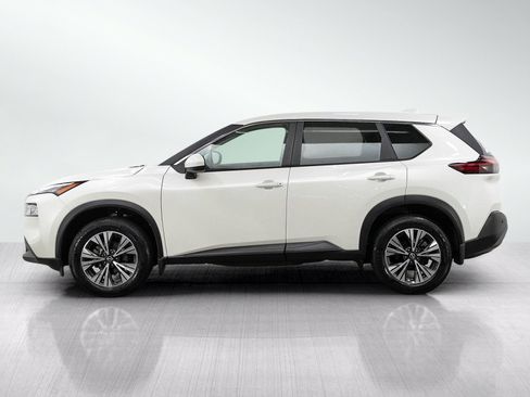 Used 2023 Nissan Rogue SV AWD/4WD image 2