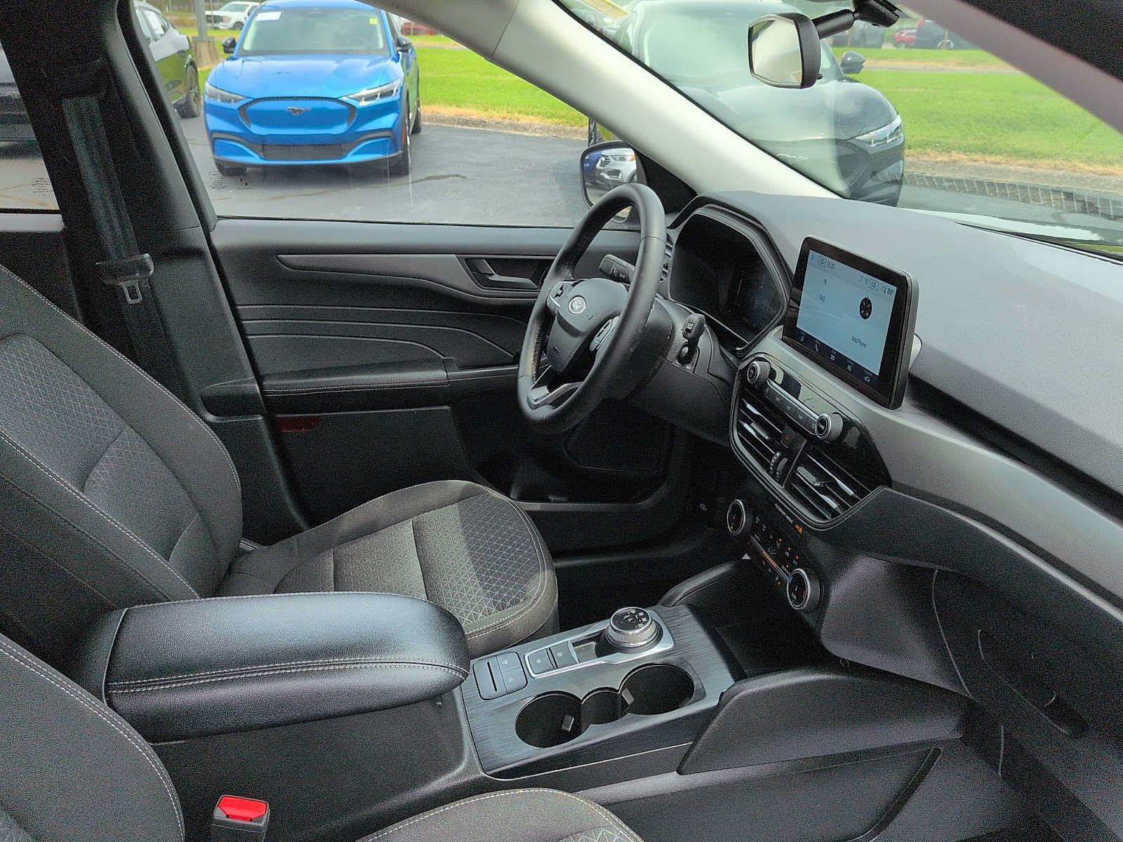 Used 2024 Ford Escape Active AWD/4WD image 10