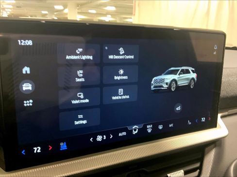 Used 2025 Ford Explorer ST AWD/4WD image 33