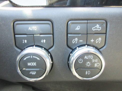 New 2026 GMC Sierra 1500 Elevation w/ Elevation Premium Package AWD/4WD image 19