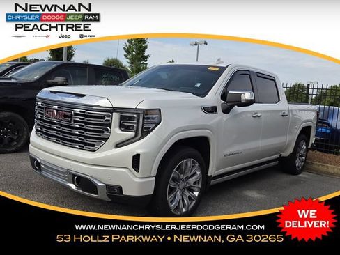 Used 2025 GMC Sierra 1500 Denali w/ Denali Reserve Package AWD/4WD image 1