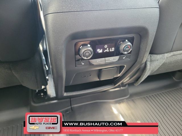 New 2026 Chevrolet Traverse RS w/ LPO, Floor Liner Package FWD image 12