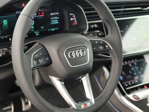 New 2026 Audi SQ7 Premium Plus image 16