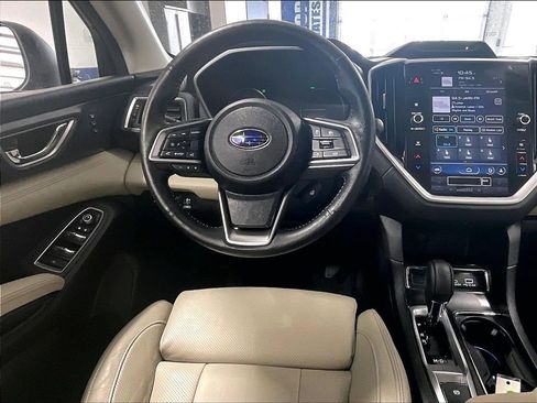 Used 2023 Subaru Ascent Limited AWD/4WD image 17