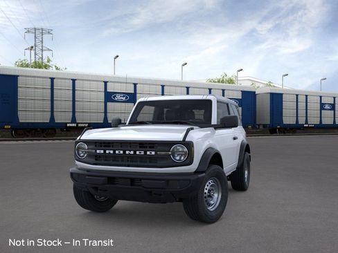 New 2026 Ford Bronco 2-Door AWD/4WD image 3