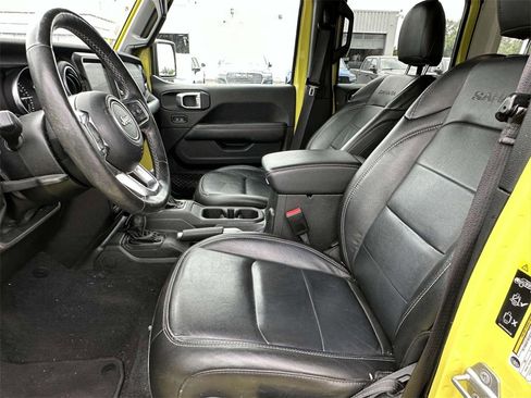 Used 2023 Jeep Wrangler Unlimited Sahara w/ Cold Weather Group image 21