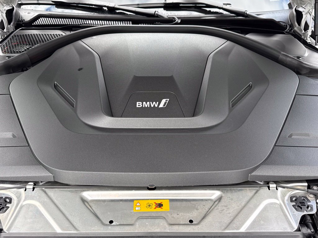 Certified 2024 BMW i4 eDrive40 w/ Premium Package RWD image 33