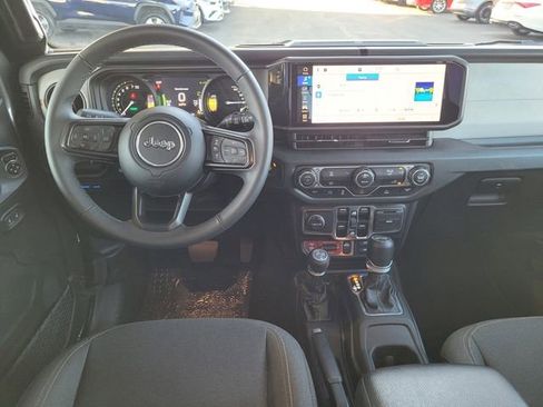 Certified 2025 Jeep Wrangler Willys 4xe image 7