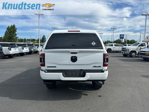 Used 2021 RAM 2500 Big Horn w/ Level B Equipment Group AWD/4WD image 6