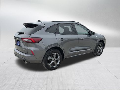 Used 2024 Ford Escape ST-Line w/ Tech Pack #1 AWD/4WD image 7