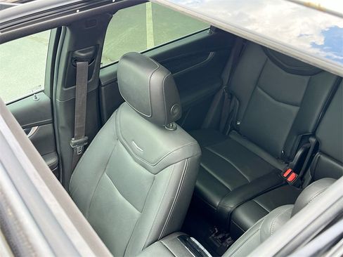 Used 2022 Cadillac XT5 Premium Luxury image 21