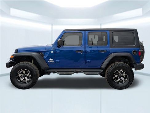Used 2019 Jeep Wrangler Unlimited Sport S image 2