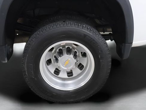 Used 2025 Chevrolet Silverado 3500 High Country w/ High Country Premium Package AWD/4WD image 27