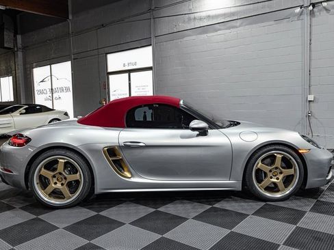 Used 2022 Porsche 718 Boxster image 11