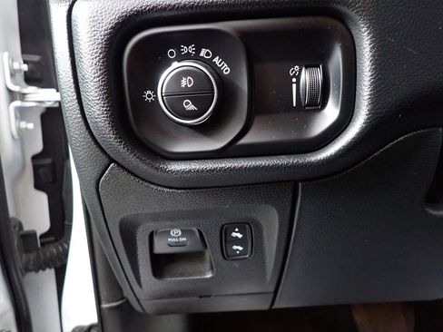 Used 2022 RAM 1500 Big Horn image 26