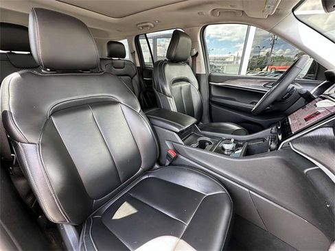 Used 2024 Jeep Grand Cherokee Limited image 40